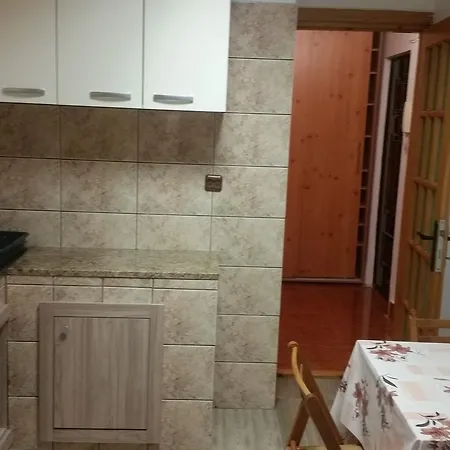Apartament Yasmine Τιμισοάρα